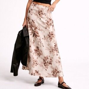 NWT Abercrombie & Fitch Cream Floral Satin Slip Maxi Skirt Size Medium